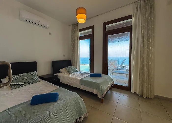 Villa Sea Cliff 1 By Holidaykeys